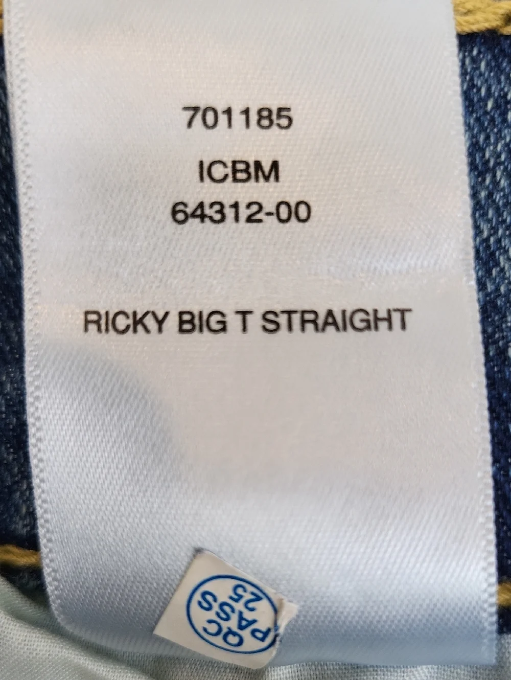 NWT TRUE RELIGION Ricky Big T  Relaxed Straight Fit Men’s Jeans-Medium Fog Wash